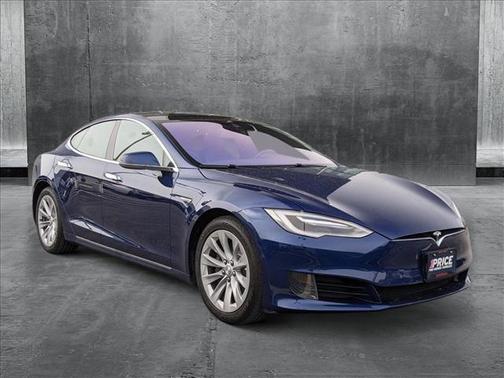 2016 Tesla Model S 70