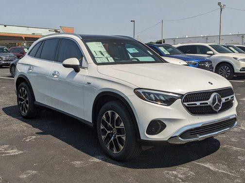2025 Mercedes-Benz GLC 350e Base
