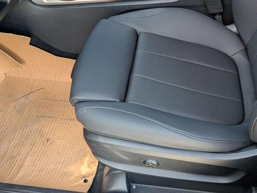 2026 Mercedes-Benz GLB 250 4MATIC