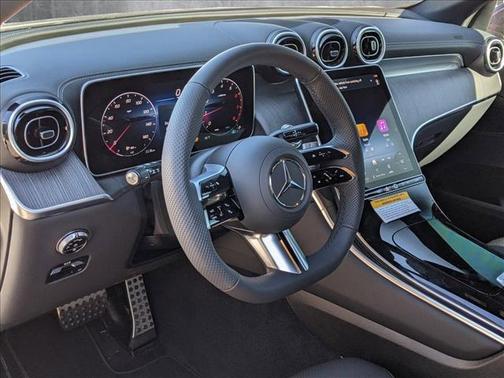 2025 Mercedes-Benz GLC 300 4MATIC