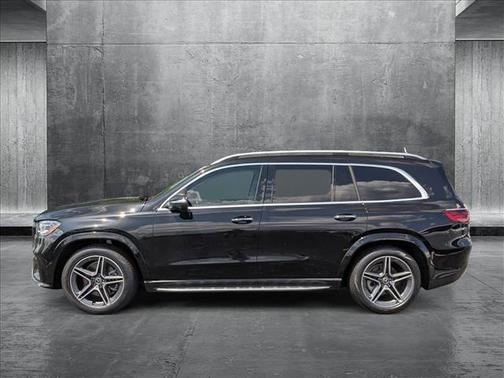 2025 Mercedes-Benz GLS 450 4MATIC