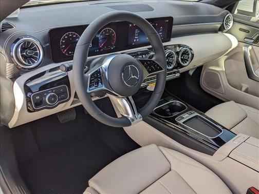 2025 Mercedes-Benz CLA 250 4MATIC