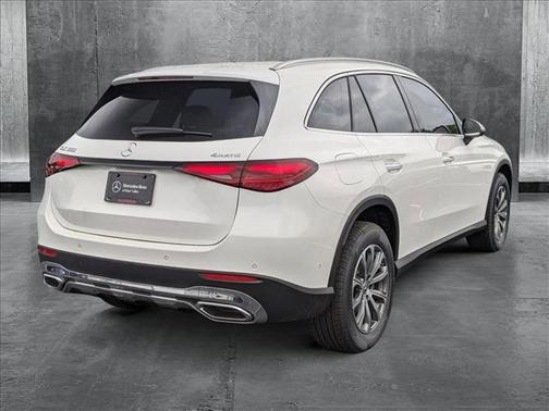 2025 Mercedes-Benz GLC 300 4MATIC