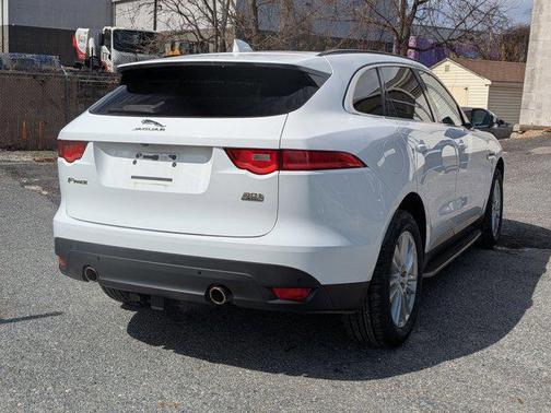 2019 Jaguar F-PACE 25t Prestige