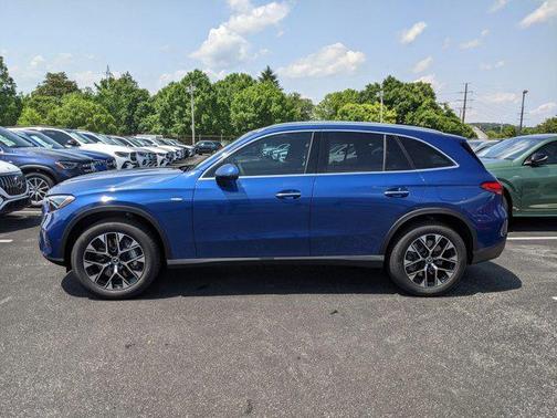 2025 Mercedes-Benz GLC 350e Base