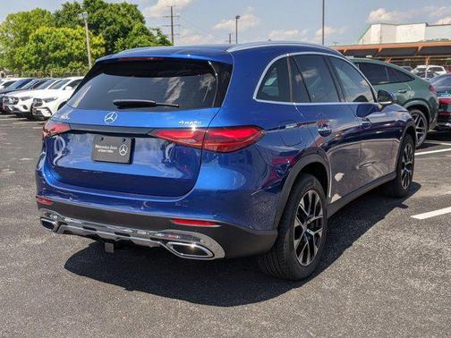 2025 Mercedes-Benz GLC 350e Base