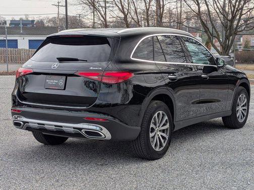 2025 Mercedes-Benz GLC 300 4MATIC