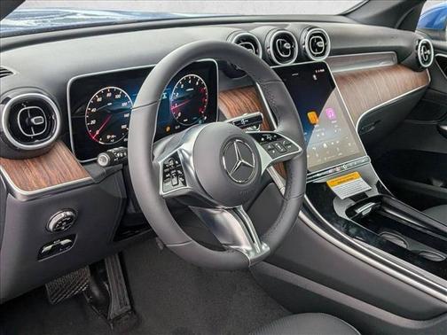 Starling Blue Metallic 2026 Mercedes-Benz GLC 300 4MATIC