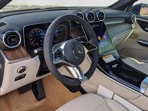 2026 Mercedes-Benz GLC 300 4MATIC