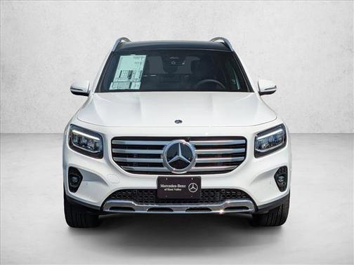Polar White 2026 Mercedes-Benz GLB 250 4MATIC