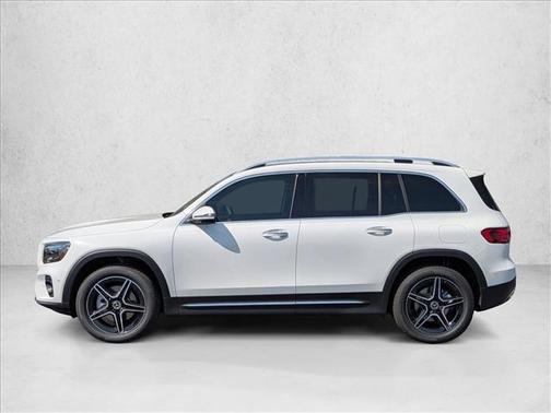 Polar White 2026 Mercedes-Benz GLB 250 4MATIC