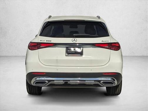 2025 Mercedes-Benz GLC 300 4MATIC