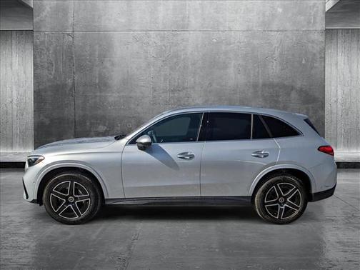 2025 Mercedes-Benz GLC 300 4MATIC