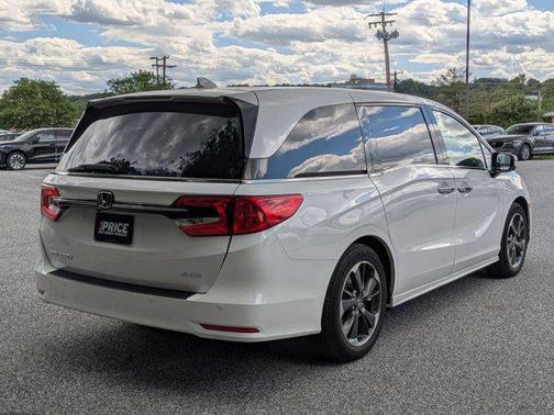 Platinum White Pearl 2023 Honda Odyssey Elite