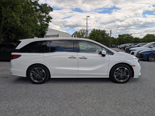 Platinum White Pearl 2023 Honda Odyssey Elite