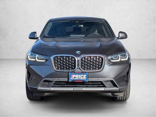 2024 BMW X4 xDrive30i