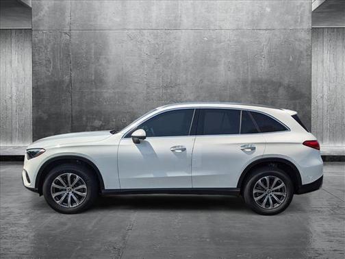 2025 Mercedes-Benz GLC 300 4MATIC