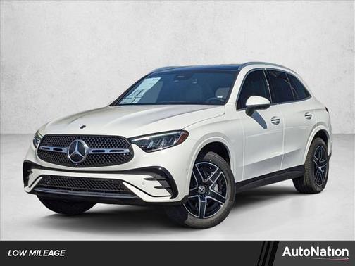 Polar White 2026 Mercedes-Benz GLC 300 4MATIC