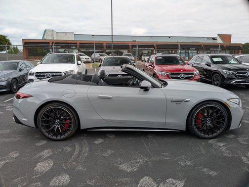 MANUFAKTUR Alpine Grey 2022 Mercedes-Benz AMG SL 55 Base