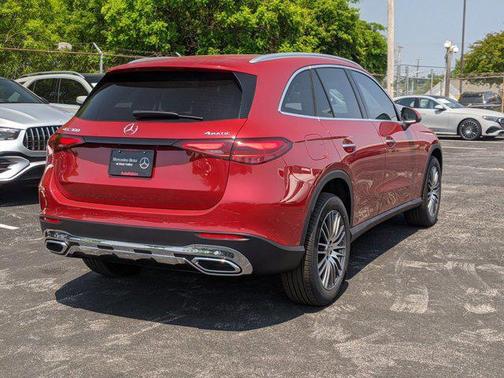 2025 Mercedes-Benz GLC 300 4MATIC