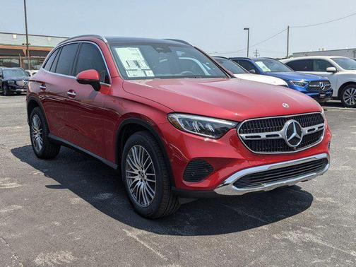 2025 Mercedes-Benz GLC 300 4MATIC