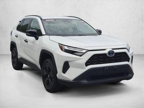 Ice Cap 2024 Toyota RAV4 Hybrid XLE