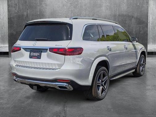 2025 Mercedes-Benz GLS 450 4MATIC