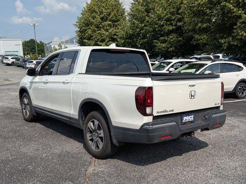 White Diamond Pearl 2017 Honda Ridgeline RTL