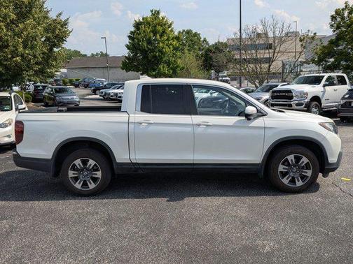 White Diamond Pearl 2017 Honda Ridgeline RTL