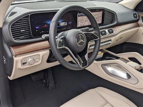 2025 Mercedes-Benz GLE 450e 4MATIC