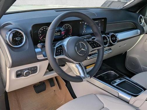 2026 Mercedes-Benz GLB 250 4MATIC