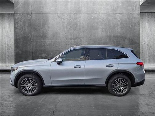 2025 Mercedes-Benz GLC 300 4MATIC