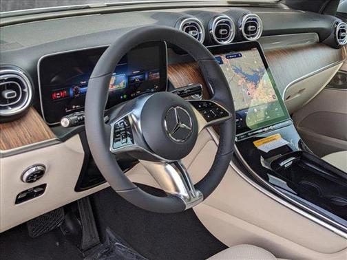 2025 Mercedes-Benz GLC 300 4MATIC