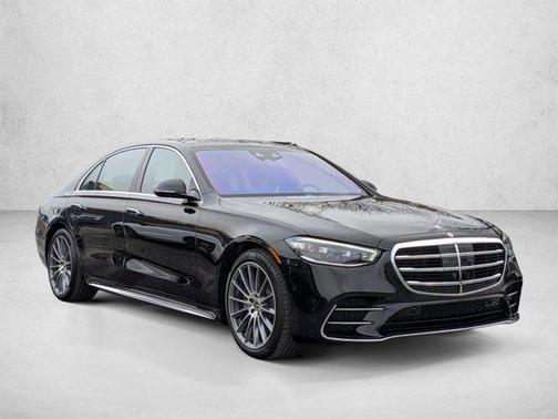 Obsidian Black Metallic 2025 Mercedes-Benz S-Class S 580e 4MATIC