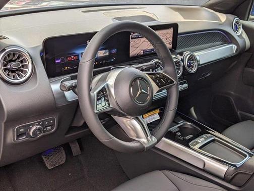 2025 Mercedes-Benz GLB 250 4MATIC
