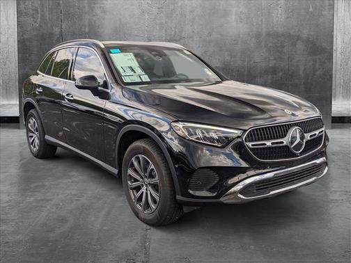 2025 Mercedes-Benz GLC 300 4MATIC