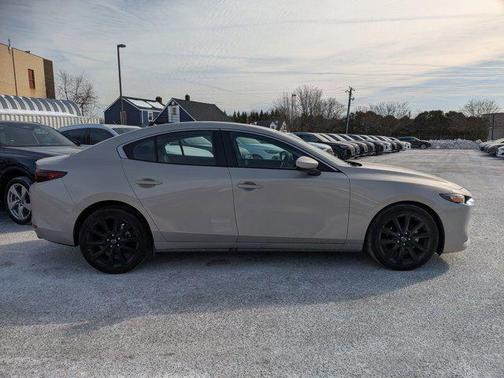 2024 Mazda Mazda3 FWD w/Preferred Package