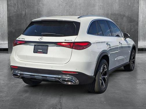 2025 Mercedes-Benz GLC 350e Base