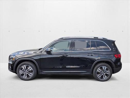 2025 Mercedes-Benz GLB 250 4MATIC