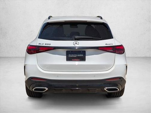 Polar White 2025 Mercedes-Benz GLC 300 4MATIC