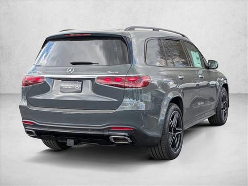 2026 Mercedes-Benz GLS 450 4MATIC