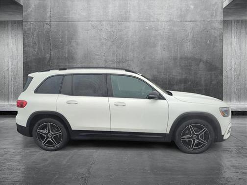 2024 Mercedes-Benz GLB 250 4MATIC