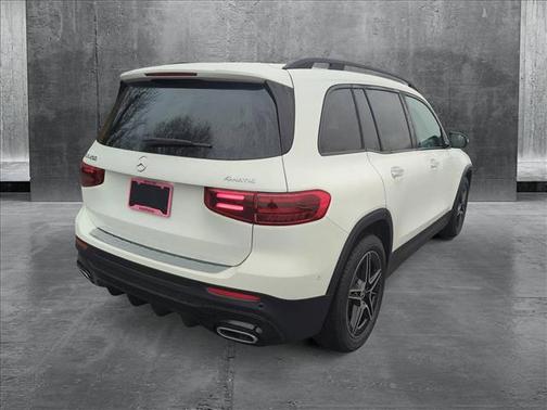 2024 Mercedes-Benz GLB 250 4MATIC