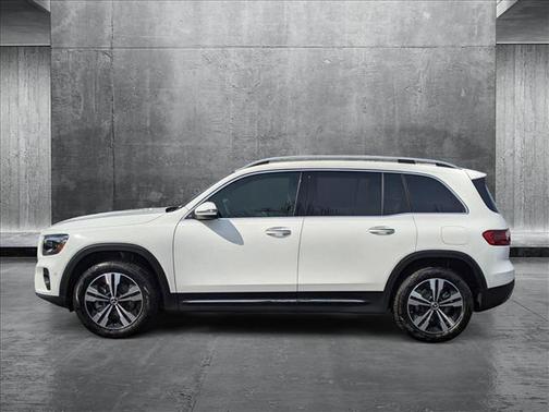 2025 Mercedes-Benz GLB 250 4MATIC