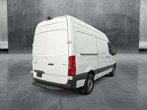 2020 Mercedes-Benz Sprinter 1500 Standard Roof I4