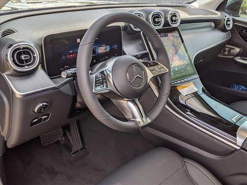 2025 Mercedes-Benz GLC 350e Base