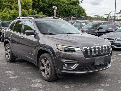 Granite Crystal Metallic Clearcoat 2019 Jeep Cherokee Limited