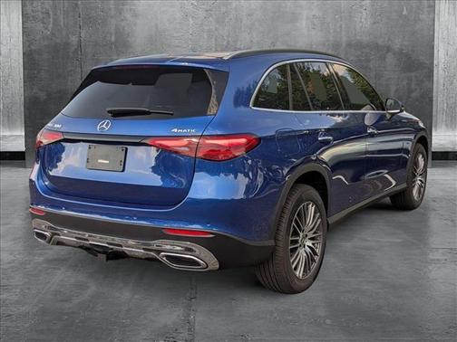 2025 Mercedes-Benz GLC 300 4MATIC