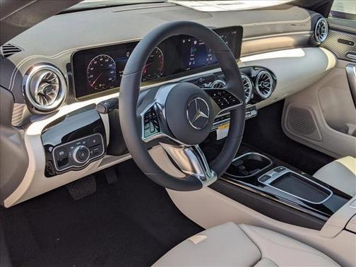 2025 Mercedes-Benz CLA 250 4MATIC