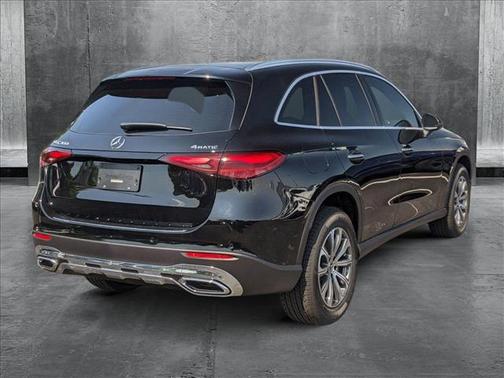 2025 Mercedes-Benz GLC 300 4MATIC